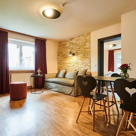 Evi Via We Rent Apartman