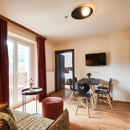 Evi Via We Rent * كابرون