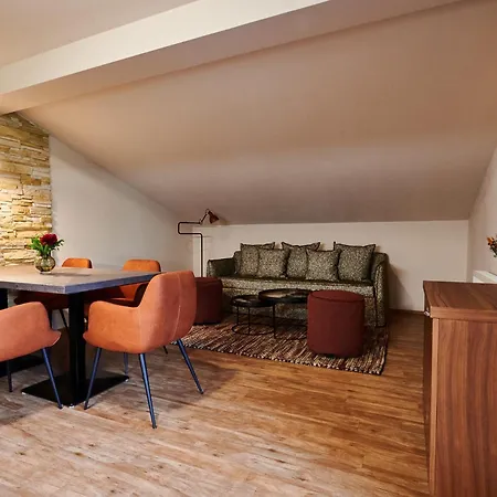 Evi Apartments Via We Rent Apartment *