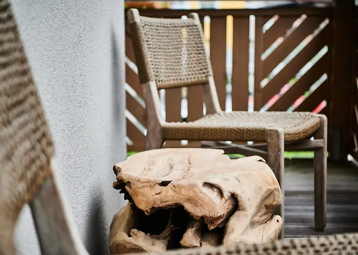 Evi Via We Rent 카프룬